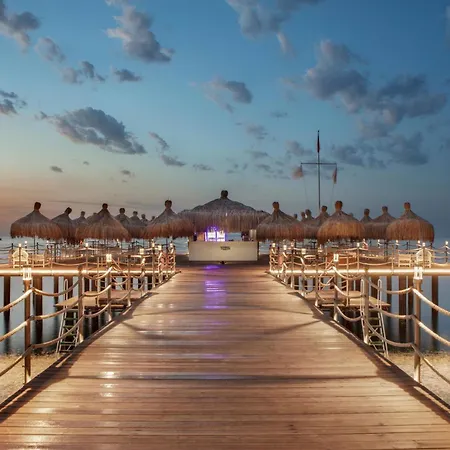 Mirage Park Resort-ultra Incl. 5* ケメル