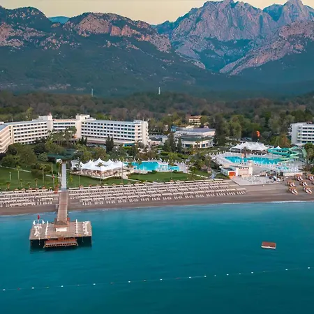 Mirage Park Resort-ultra Incl. 度假村 凯梅尔